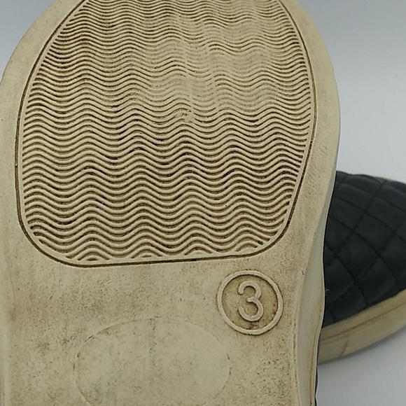 Steve Madden Black Quilted Upper Round Toe Platform Heel Slip On Loafer Sneaker - Picture 10 of 15